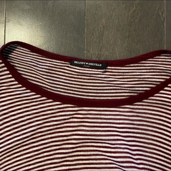 BRANDY MELLVILLE tee - Picture 7 of 8